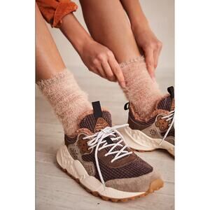 Flower Mountain Shoes Kotetsu Teddy Lace Up Athletic Women's Size 6.5 Beige